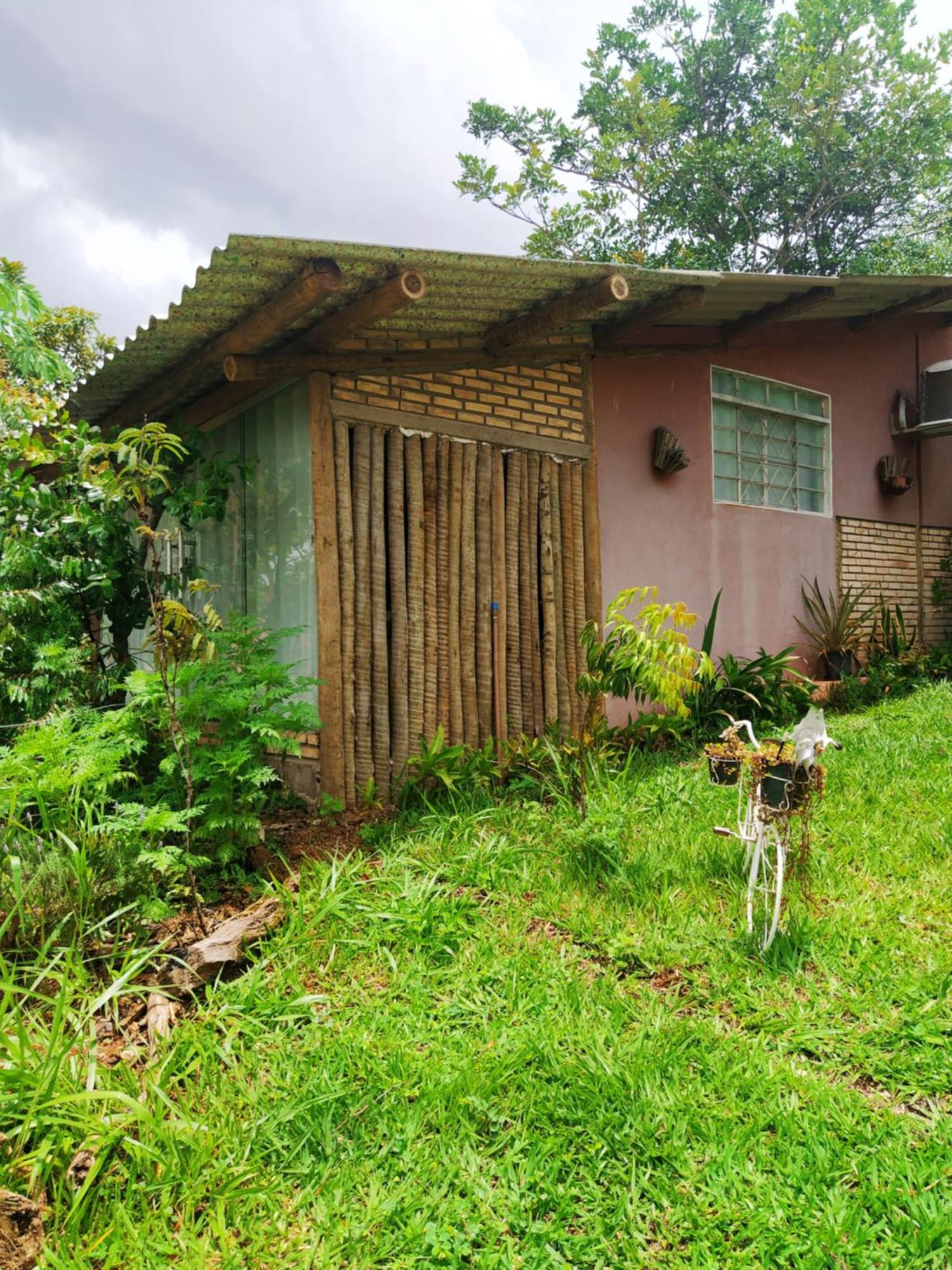 Chalé aconchegante, pertinho da cidade e conectada a natureza Brasilia Exterior foto